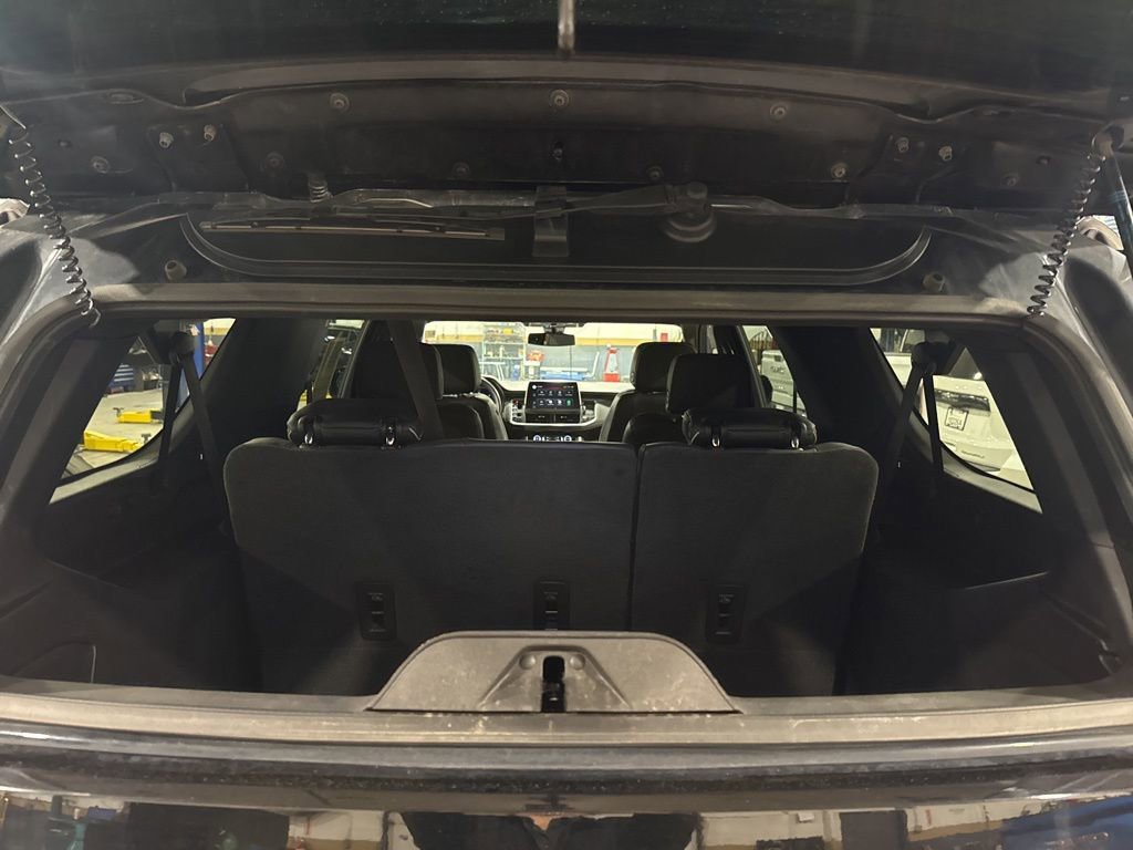 Used 2022 GMC Yukon XL SLT w/ SLT Luxury Package image 45