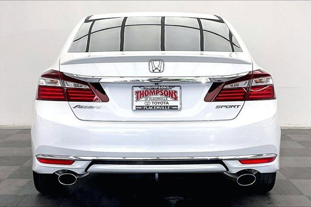 Used 2016 Honda Accord Sport image 3