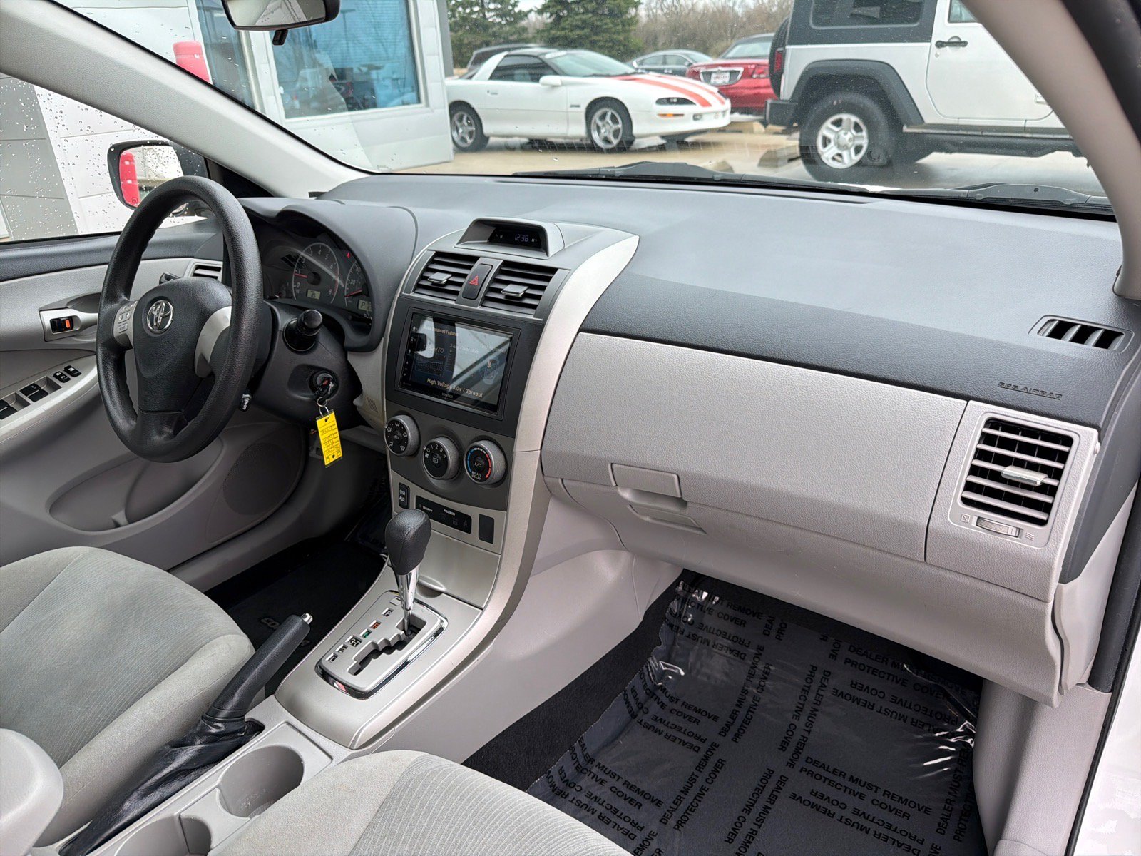 Used 2012 Toyota Corolla LE FWD image 24