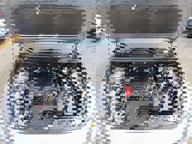 Used 2022 Toyota RAV4 LE image 10