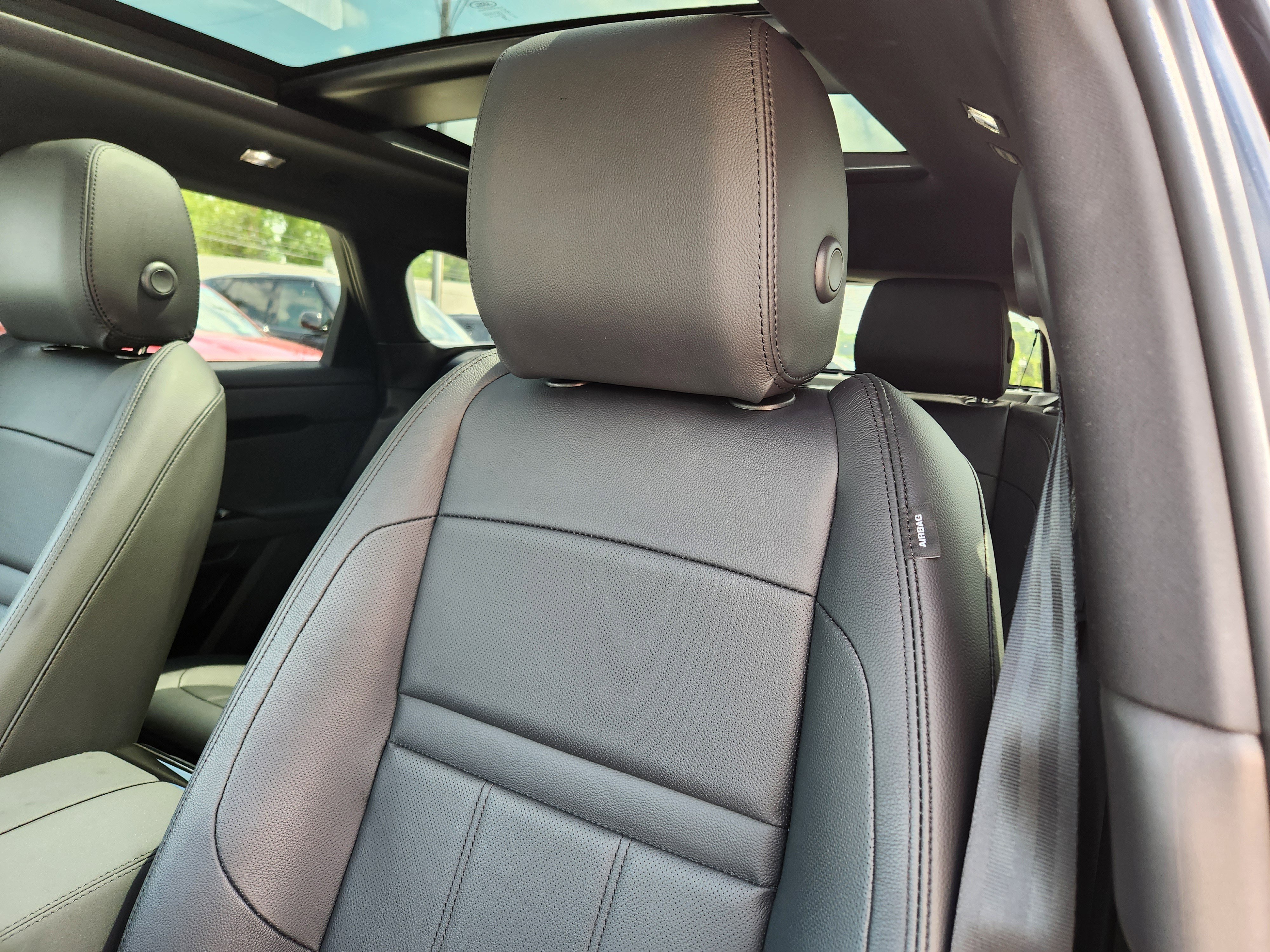 Certified 2025 Land Rover Range Rover Evoque S image 11