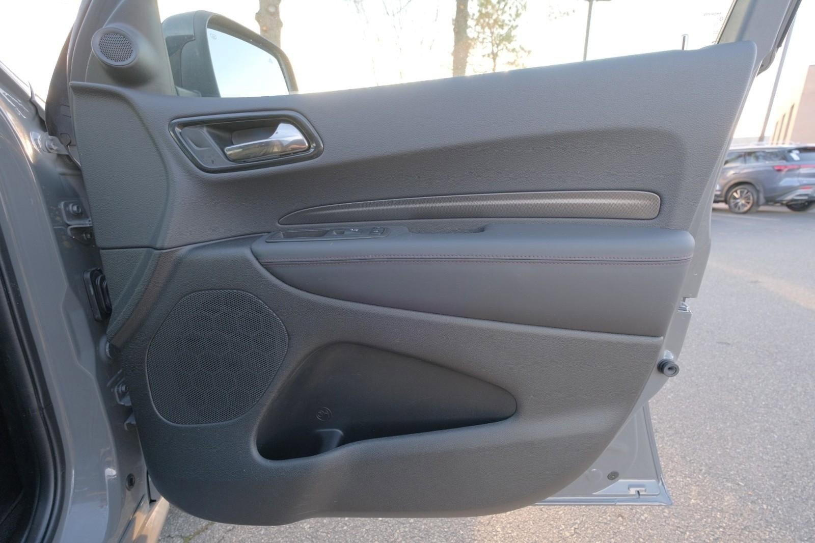 Used 2022 Dodge Durango R/T w/ Blacktop Package image 19