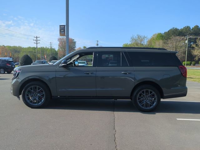 Used 2025 Ford Expedition Max Platinum w/ Stealth Performance Package image 10
