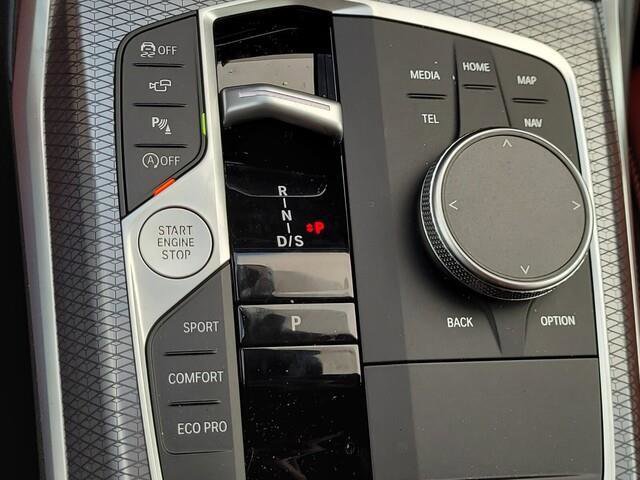 Certified 2025 BMW 330i Sedan w/ Convenience Package image 15