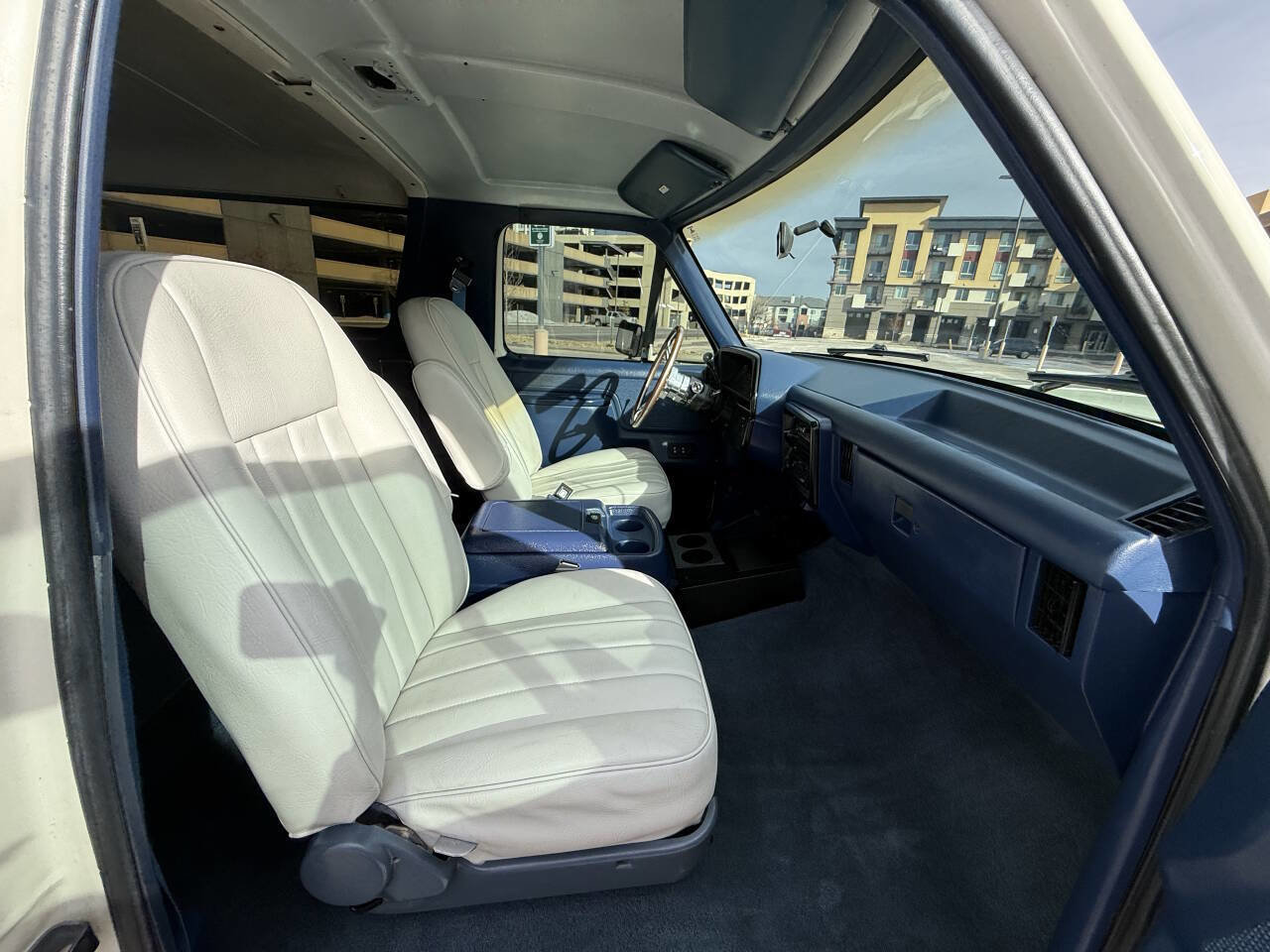 Used 1990 Ford Bronco AWD/4WD image 23