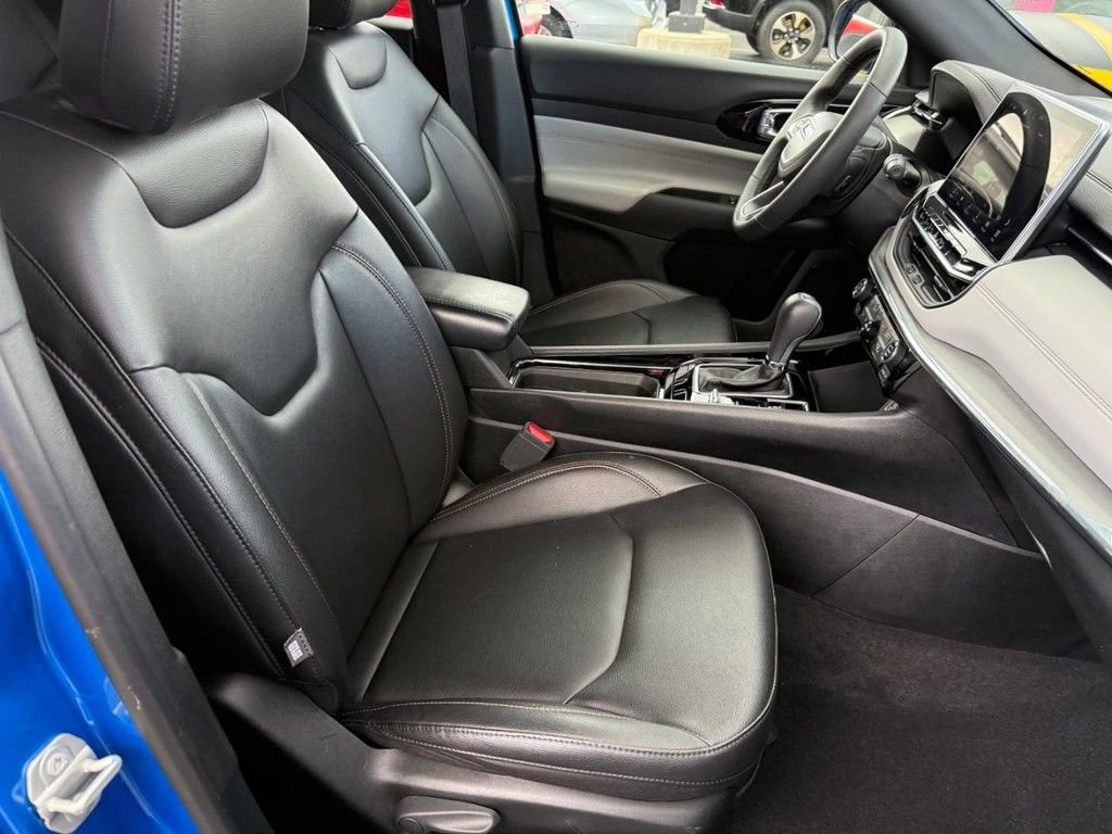 Used 2024 Jeep Compass Limited AWD/4WD image 6