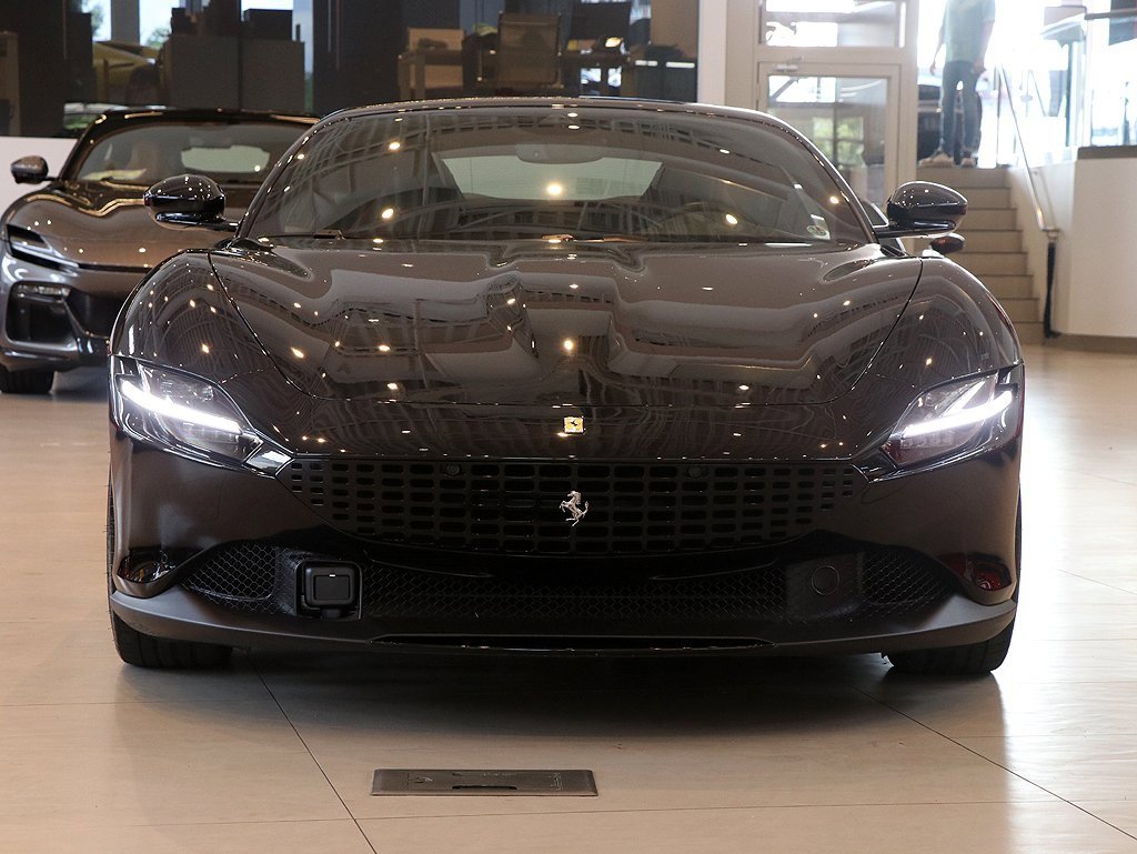 Certified 2024 Ferrari Roma image 26