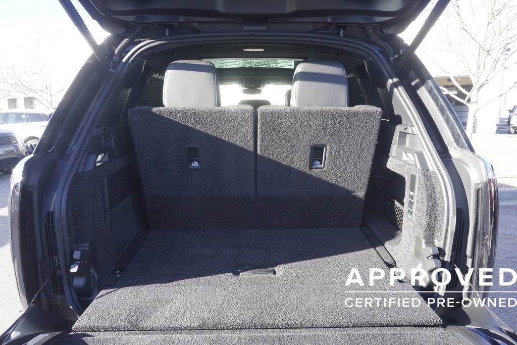 Used 2025 Land Rover Range Rover Long Wheelbase SE image 31