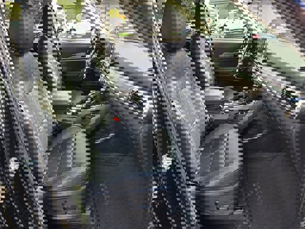 Used 2020 Kia Telluride EX image 17