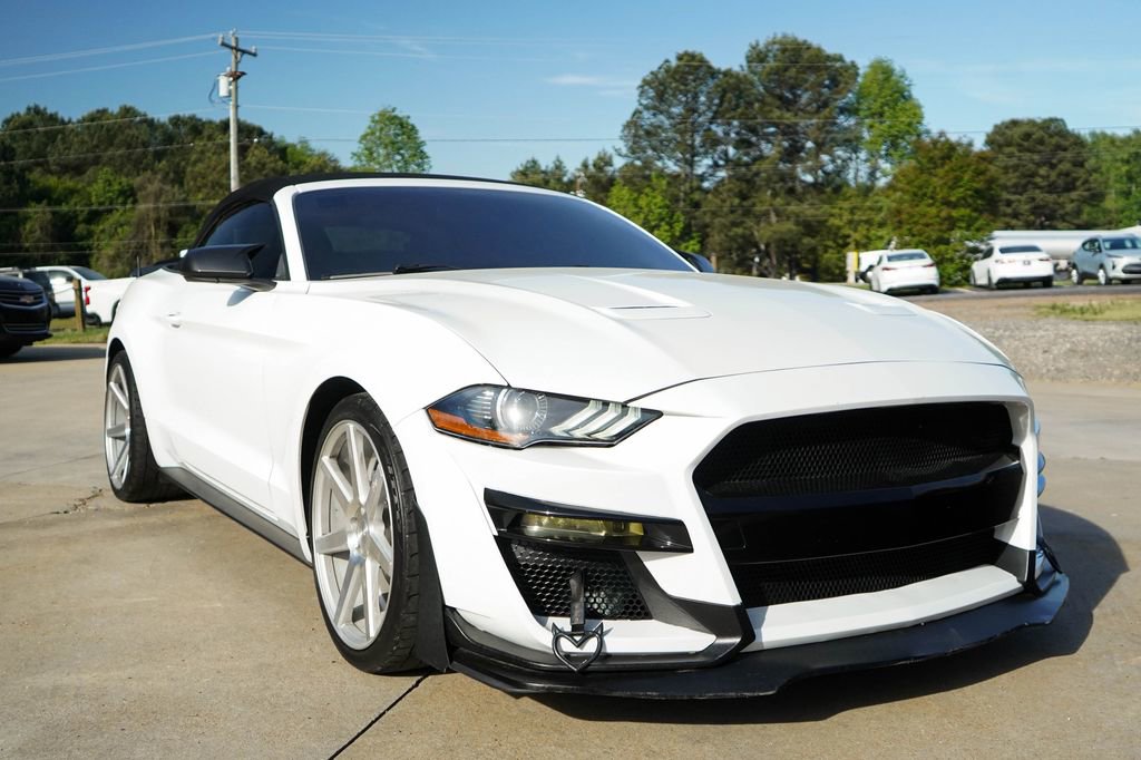 Used 2019 Ford Mustang Premium RWD image 33