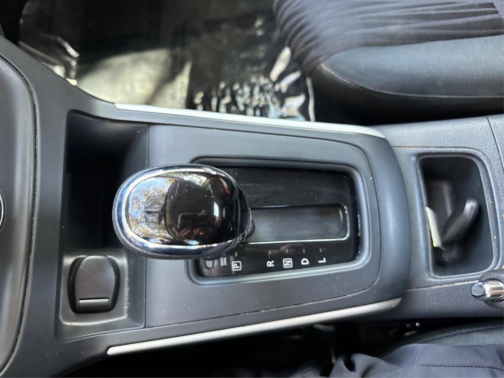 Used 2019 Nissan Sentra SV image 32