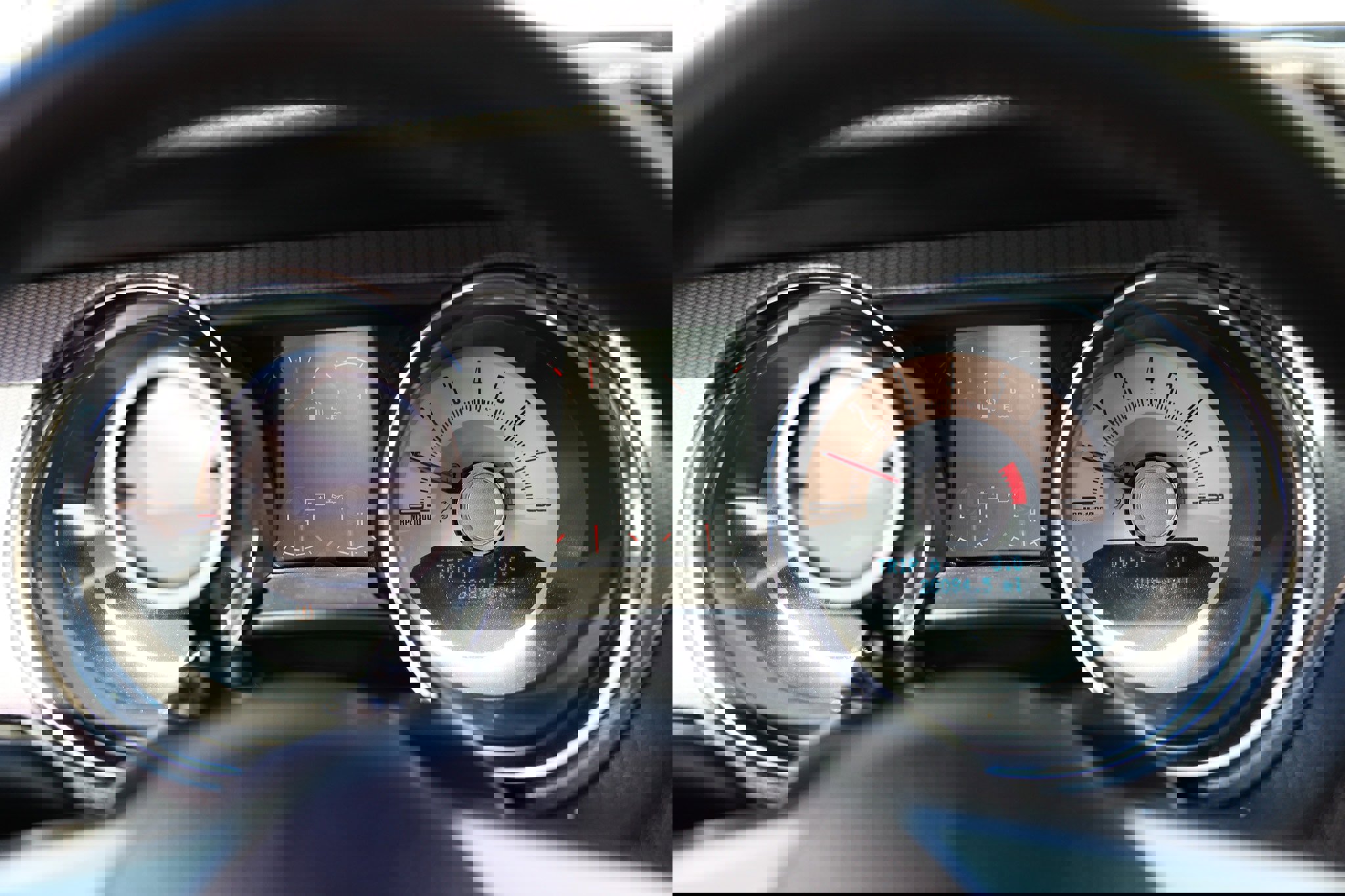 Used 2010 Ford Mustang GT image 31