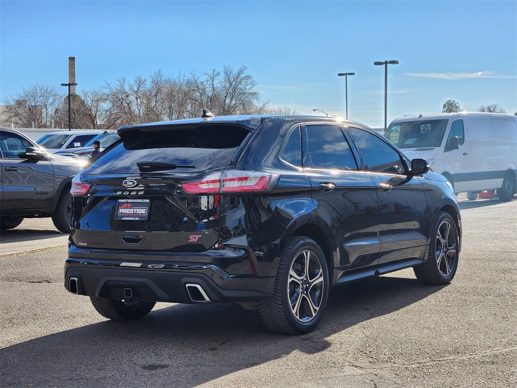 Used 2021 Ford Edge ST w/ Equipment Group 401A image 3