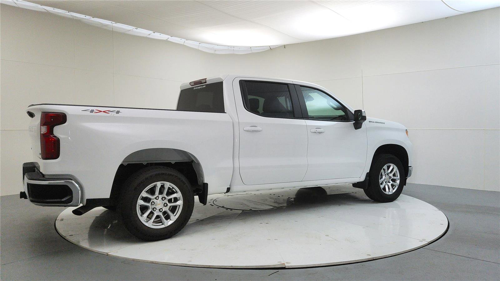 Used 2023 Chevrolet Silverado 1500 LT image 8