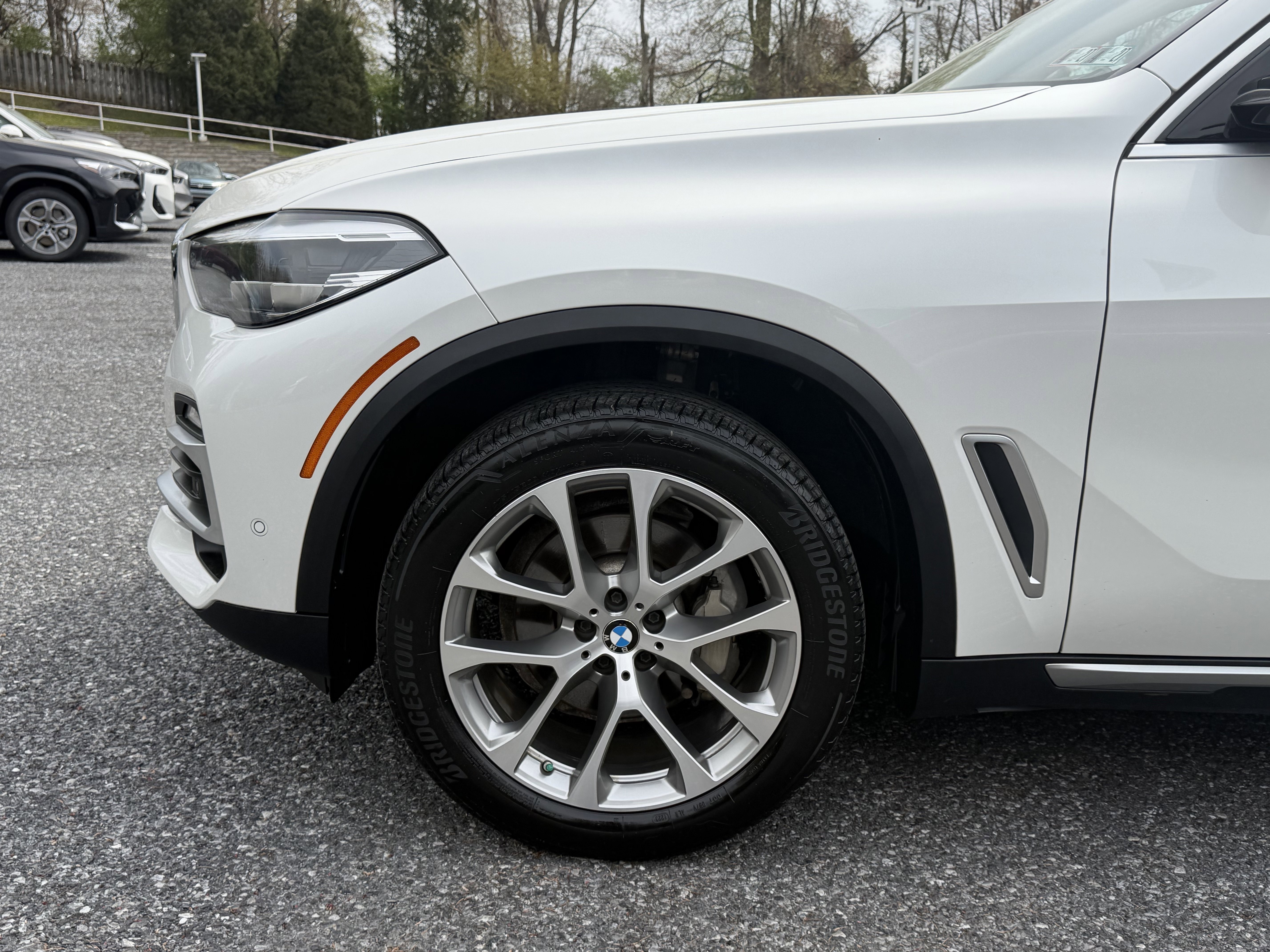 Used 2020 BMW X5 xDrive40i w/ Premium Package image 9
