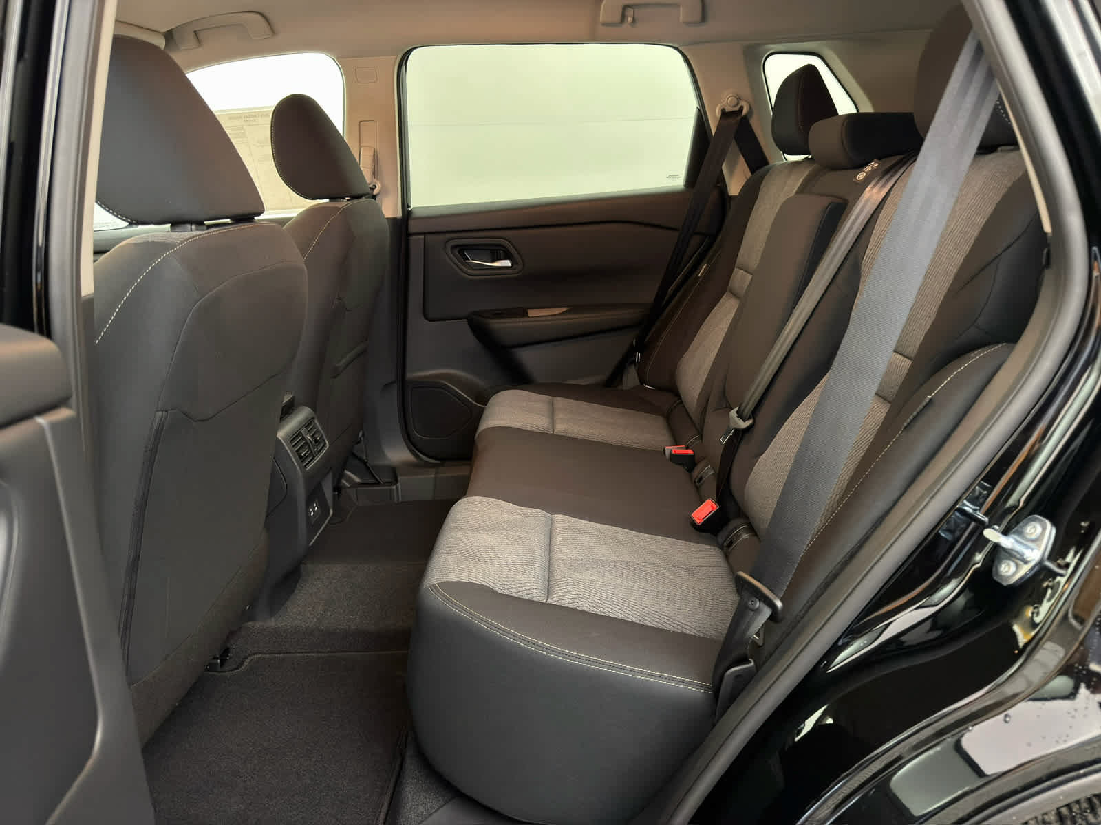 New 2026 Nissan Rogue SV FWD image 16