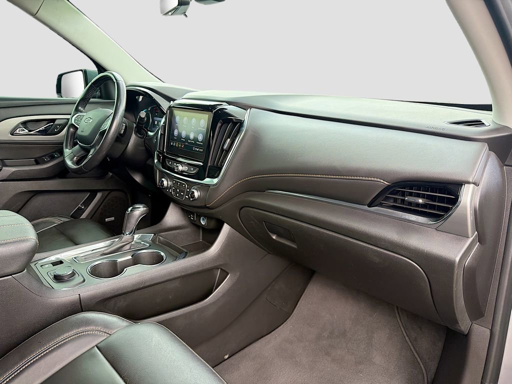 Used 2020 Chevrolet Traverse RS w/ LPO, Floor Liner Package image 31