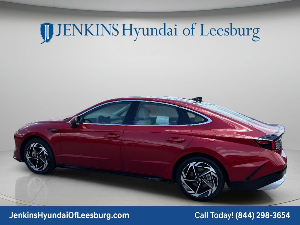 Certified 2024 Hyundai Sonata SEL w/ Convenience Package FWD image 8