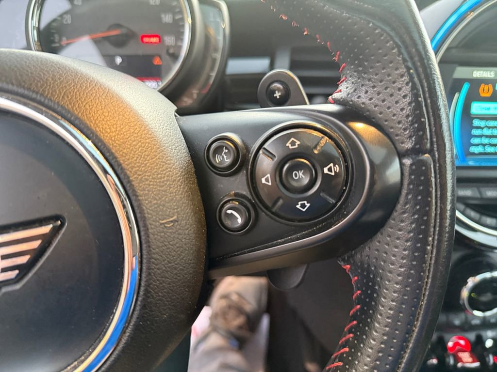Used 2019 MINI Cooper S w/ Premium Package image 18