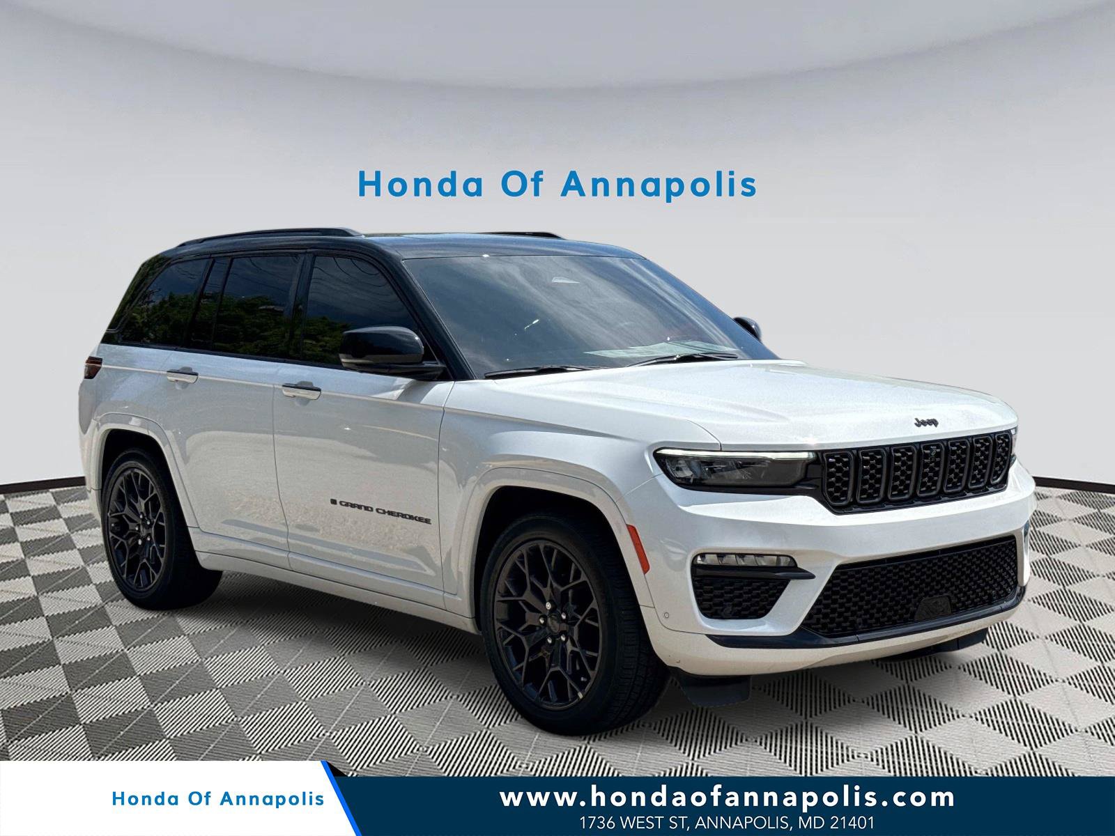 Used 2025 Jeep Grand Cherokee Summit