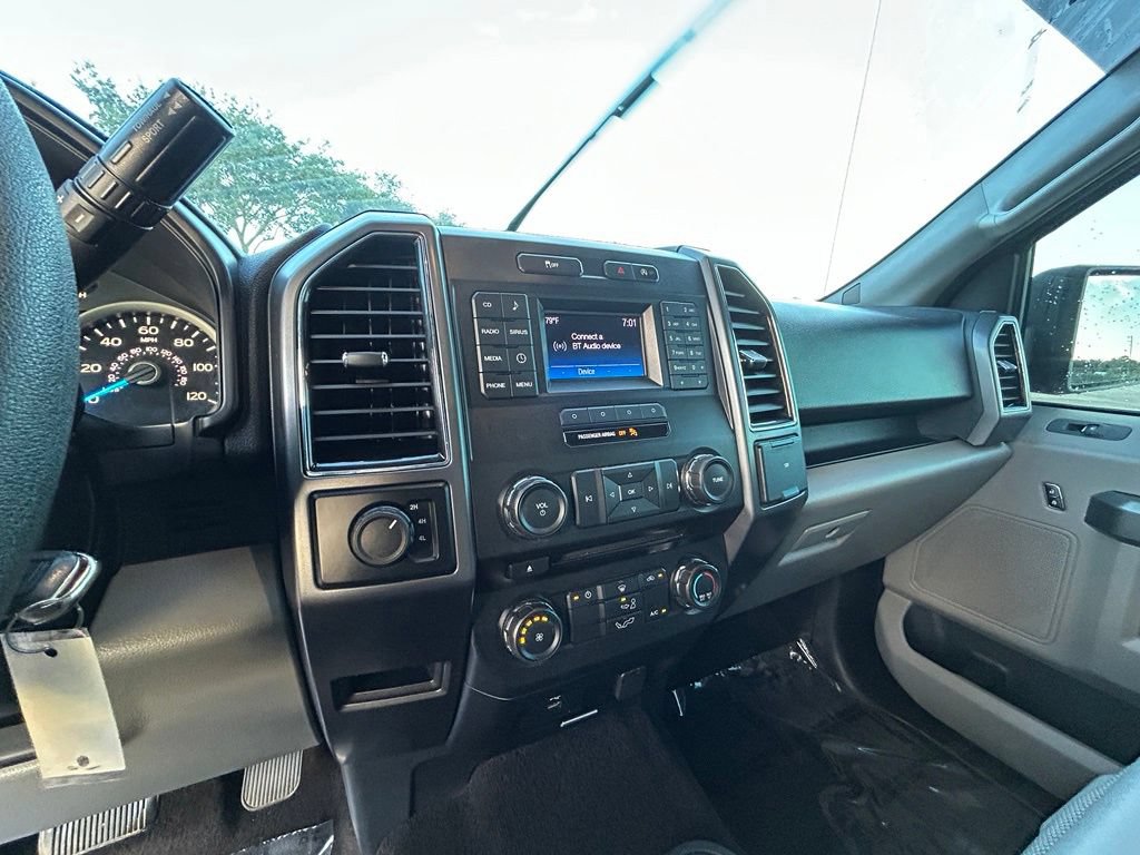 Used 2017 Ford F150 XLT AWD/4WD image 11