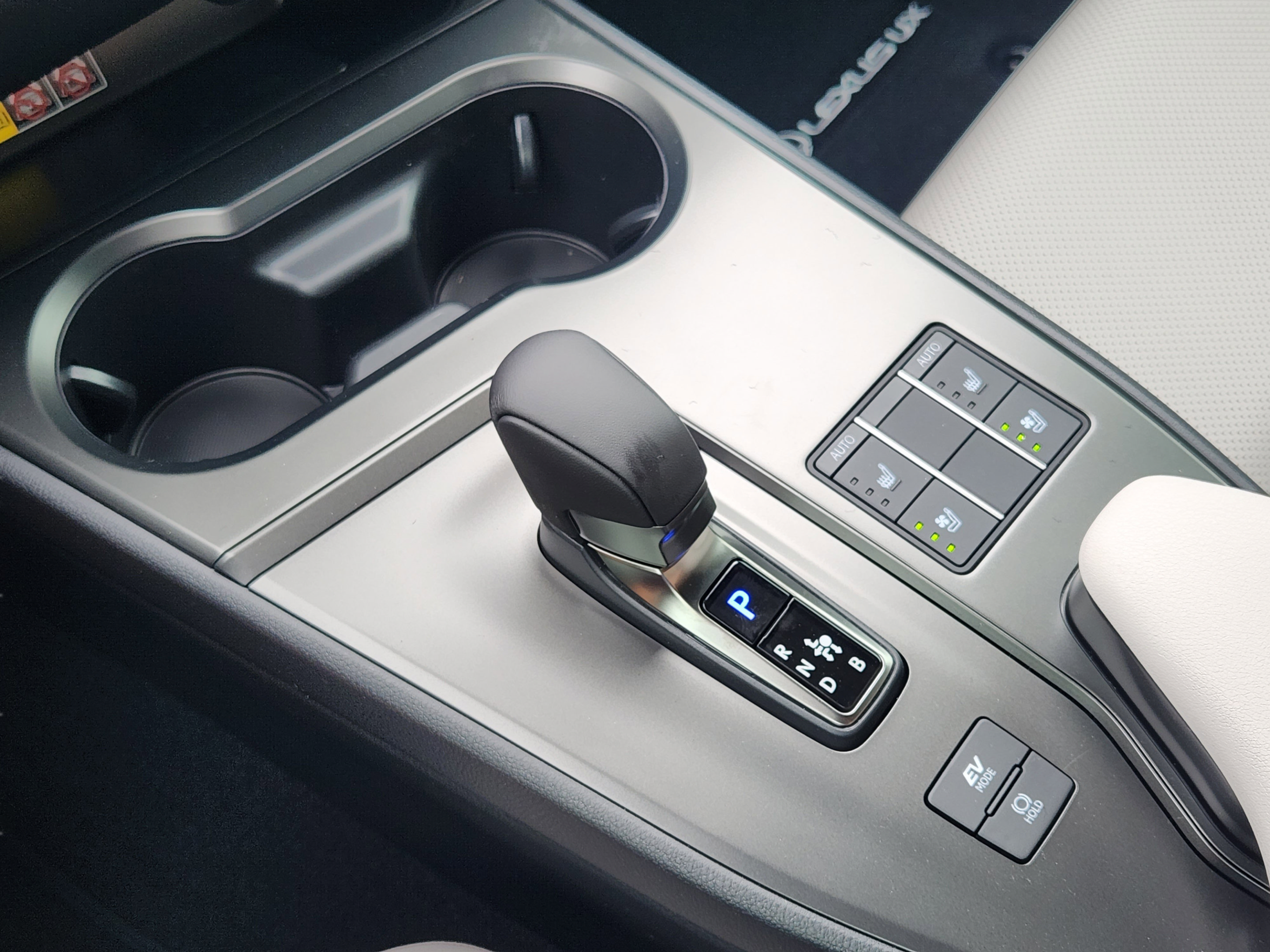 New 2026 Lexus UX 300h FWD w/ Accessory Package (Z1) image 16