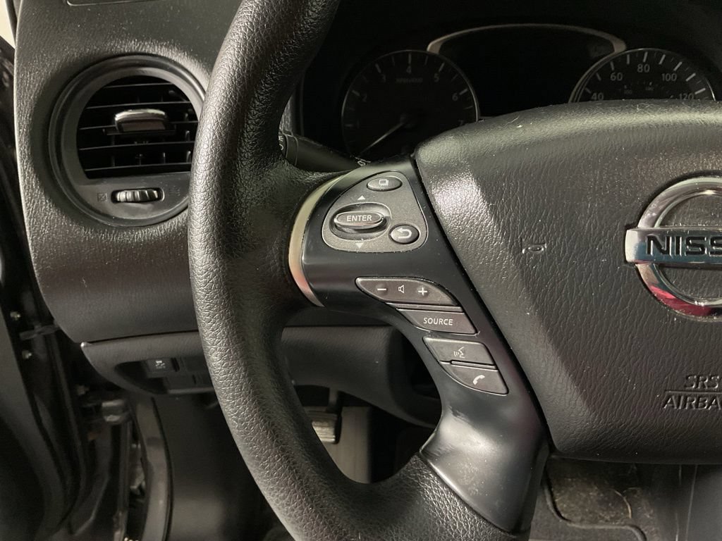 Used 2019 Nissan Pathfinder S AWD/4WD image 25