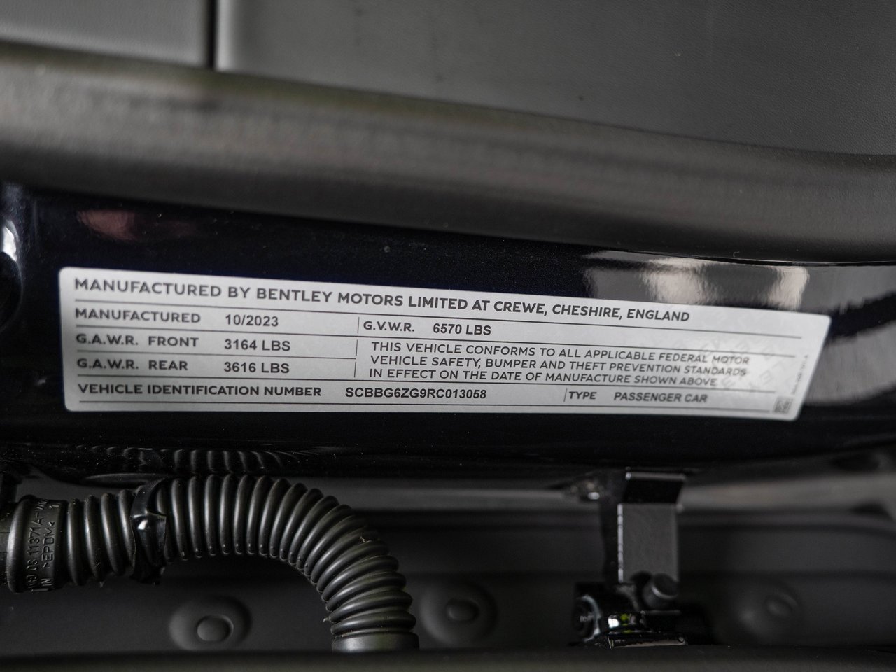 Used 2024 Bentley Flying Spur S V8 image 48