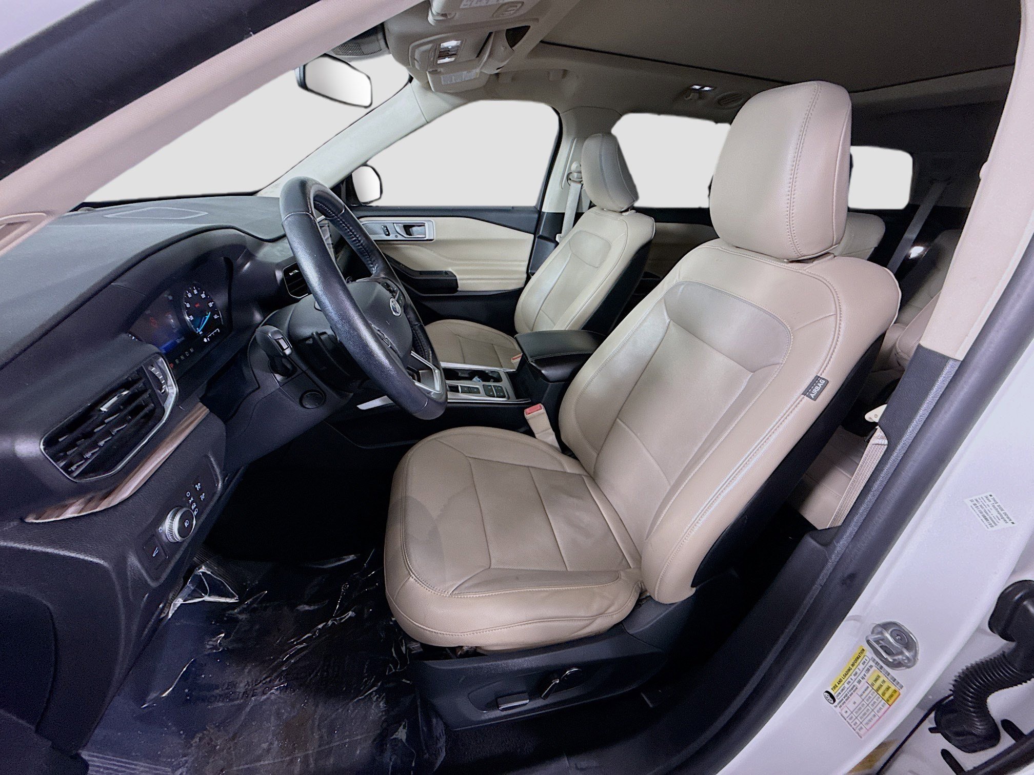 Used 2020 Ford Explorer Limited RWD image 22