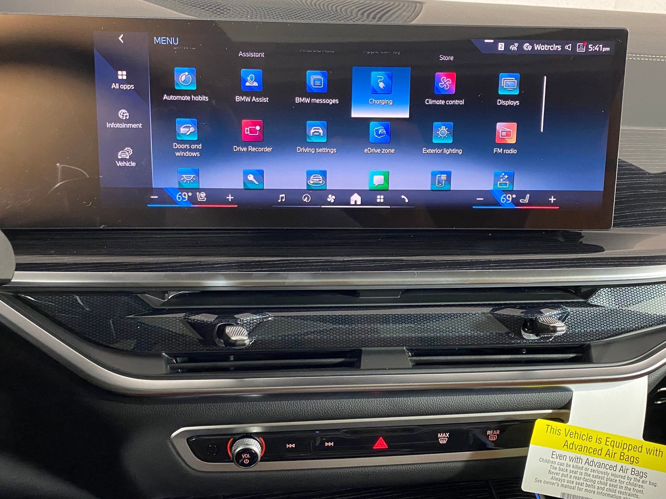 Used 2026 BMW X5 xDrive50e w/ M Sport Package image 23