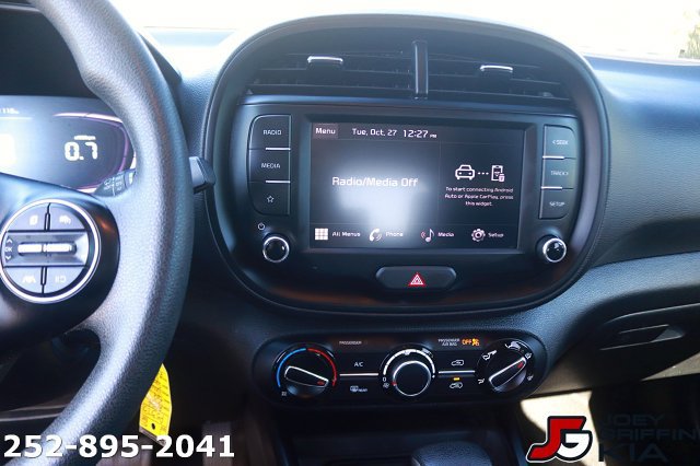 Certified 2024 Kia Soul LX w/ LX Technology Package FWD image 20