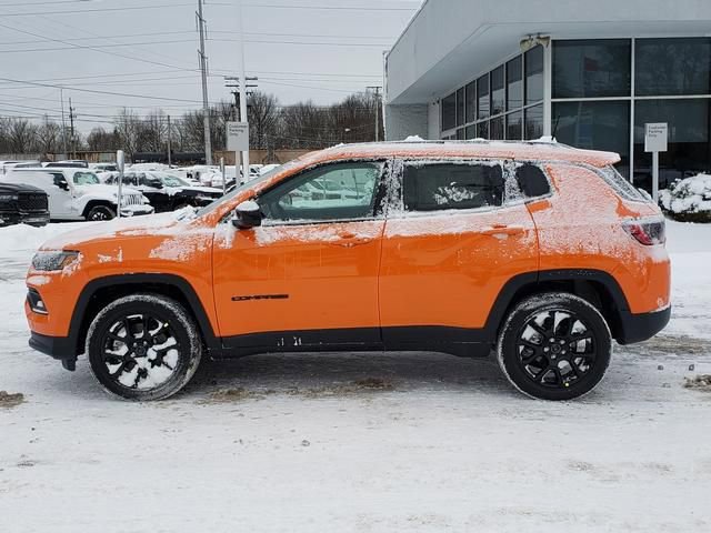 New 2026 Jeep Compass Latitude image 2