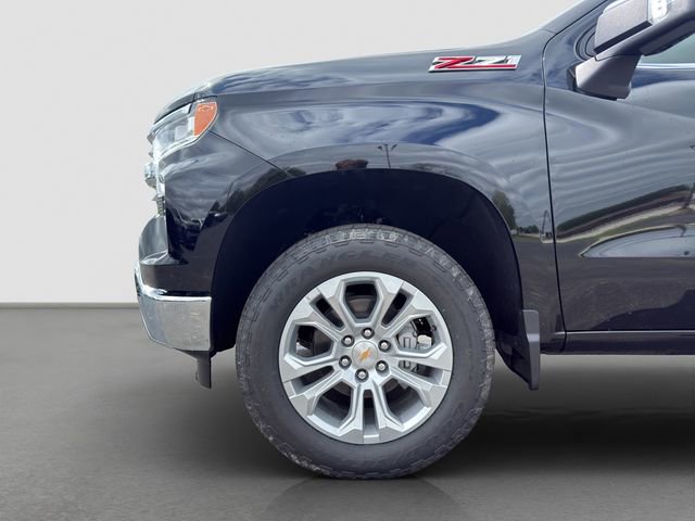 New 2026 Chevrolet Silverado 1500 LTZ w/ LTZ Premium Package AWD/4WD image 15