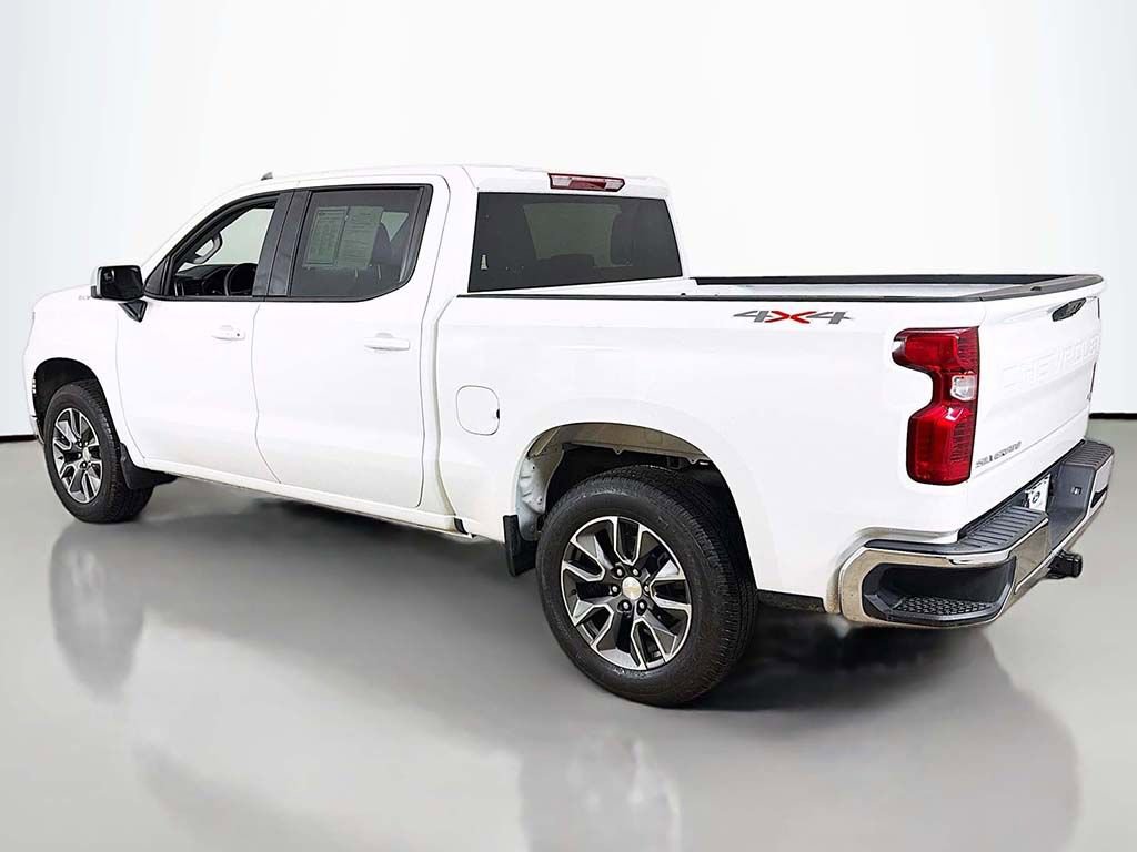 Used 2024 Chevrolet Silverado 1500 LT image 7