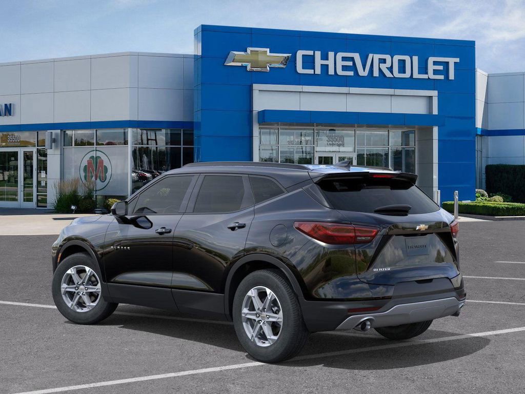 New 2026 Chevrolet Blazer LT w/ Convenience Package image 3