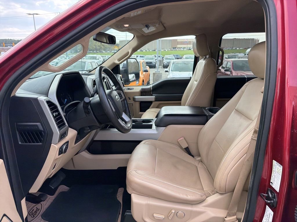 Used 2019 Ford F350 Lariat w/ Chrome Package image 10