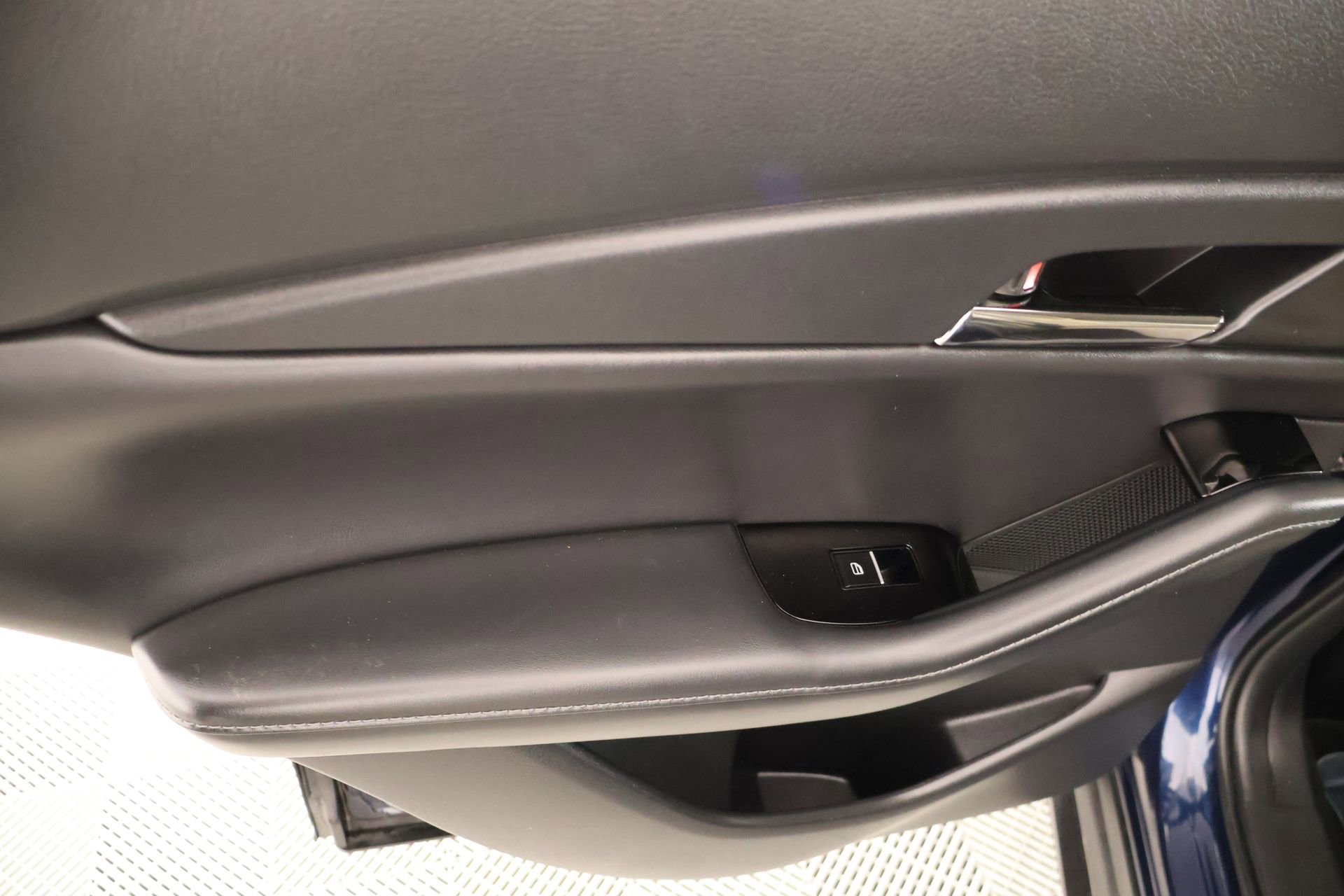 Used 2022 MAZDA CX-30 AWD 2.5 S w/ Preferred Package image 17