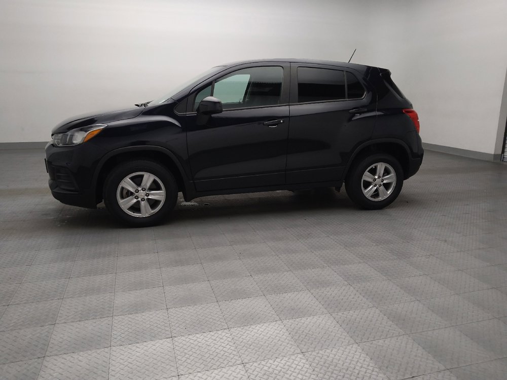 Used 2022 Chevrolet Trax LS w/ Tint and Cruise Package AWD/4WD image 2