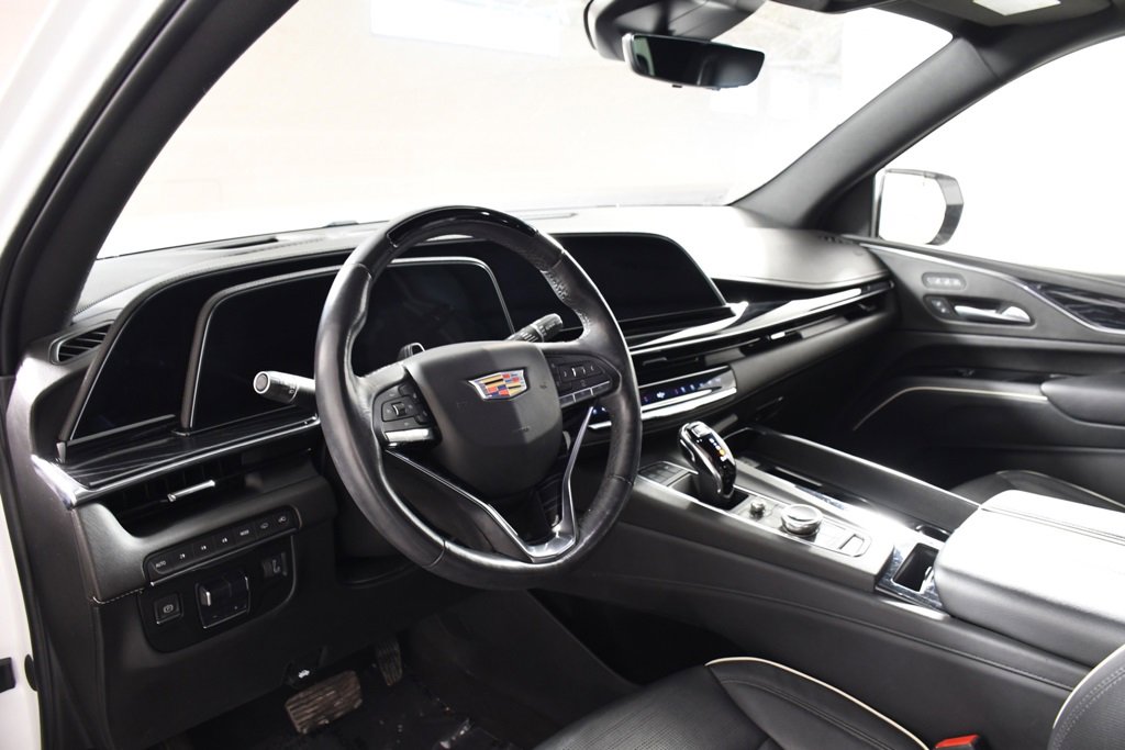 Used 2023 Cadillac Escalade Sport w/ LPO, ONYX Package image 12