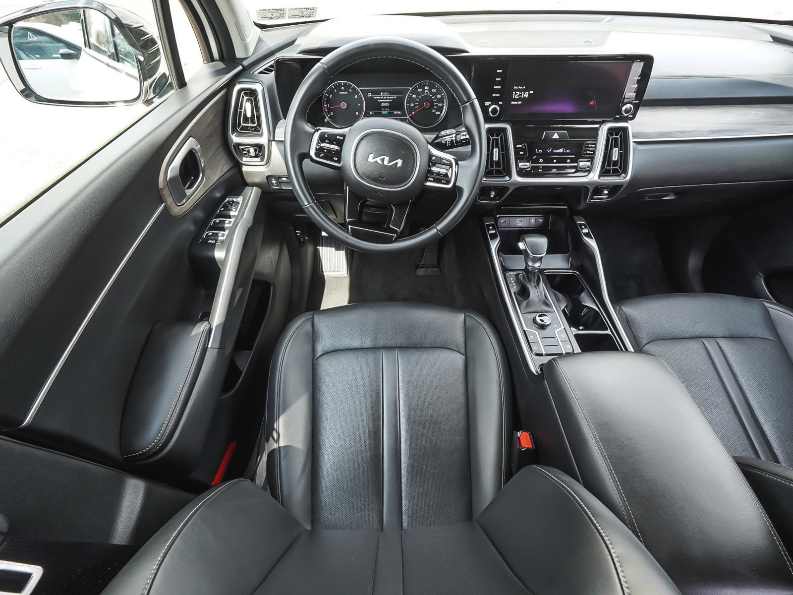 Used 2023 Kia Sorento S w/ Panoramic Sunroof Package image 47