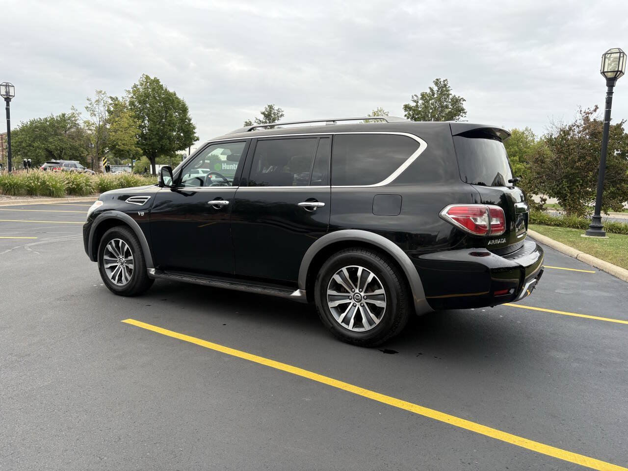 Used 2019 Nissan Armada SL w/ Premium Package AWD/4WD image 14