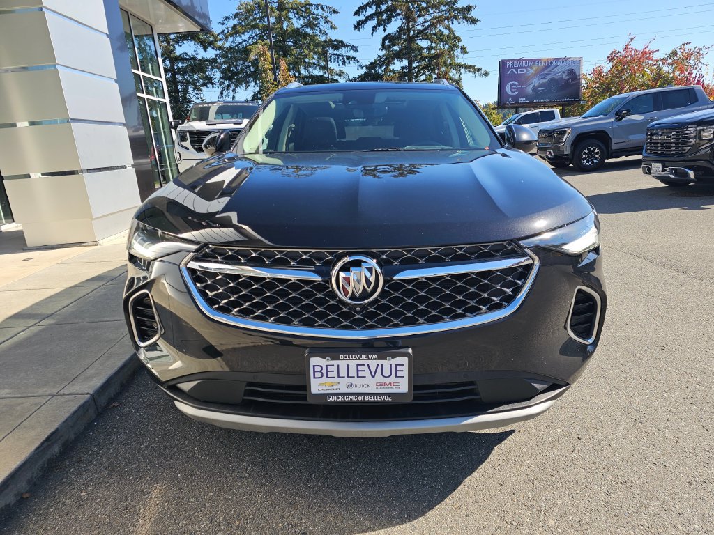 Used 2023 Buick Envision Avenir AWD/4WD image 3