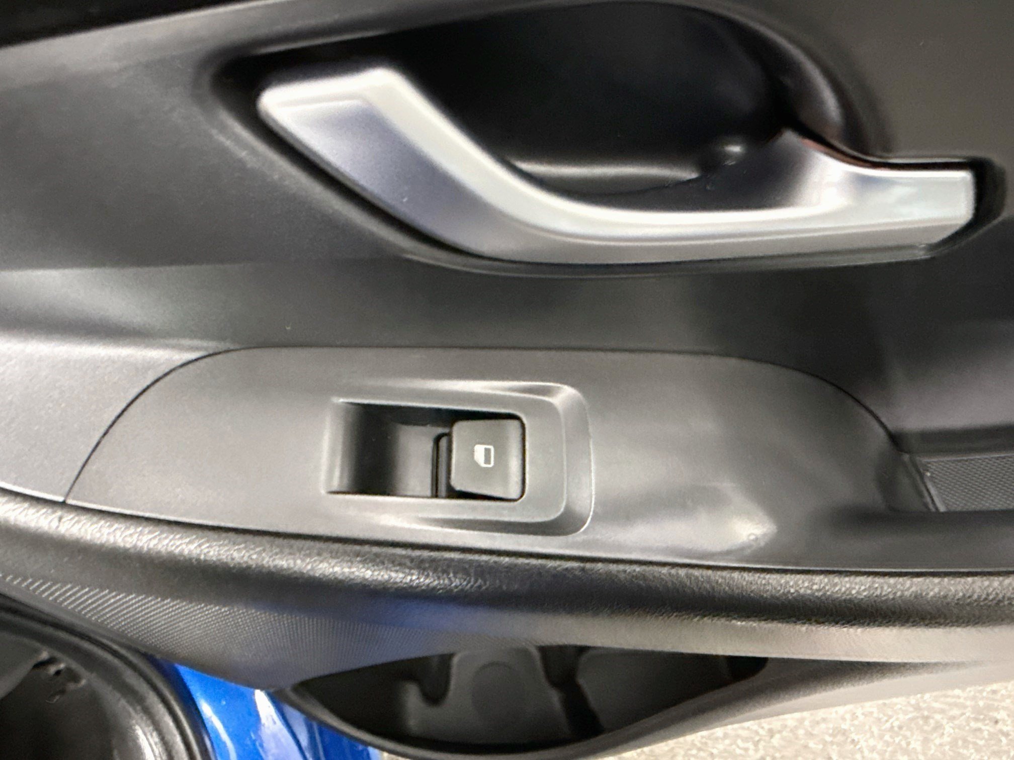 Used 2018 Hyundai Elantra GT FWD image 30
