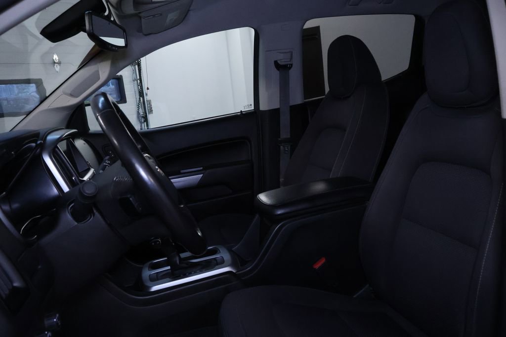 Used 2021 Chevrolet Colorado LT AWD/4WD image 13