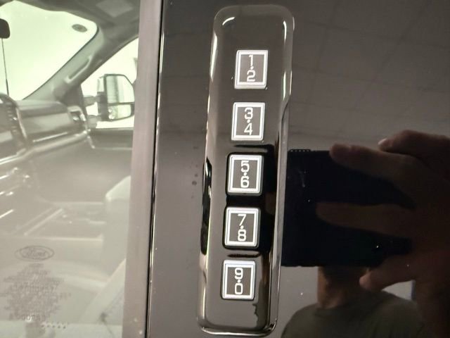 New 2026 Ford F250 Lariat w/ Lariat Premium Package image 8