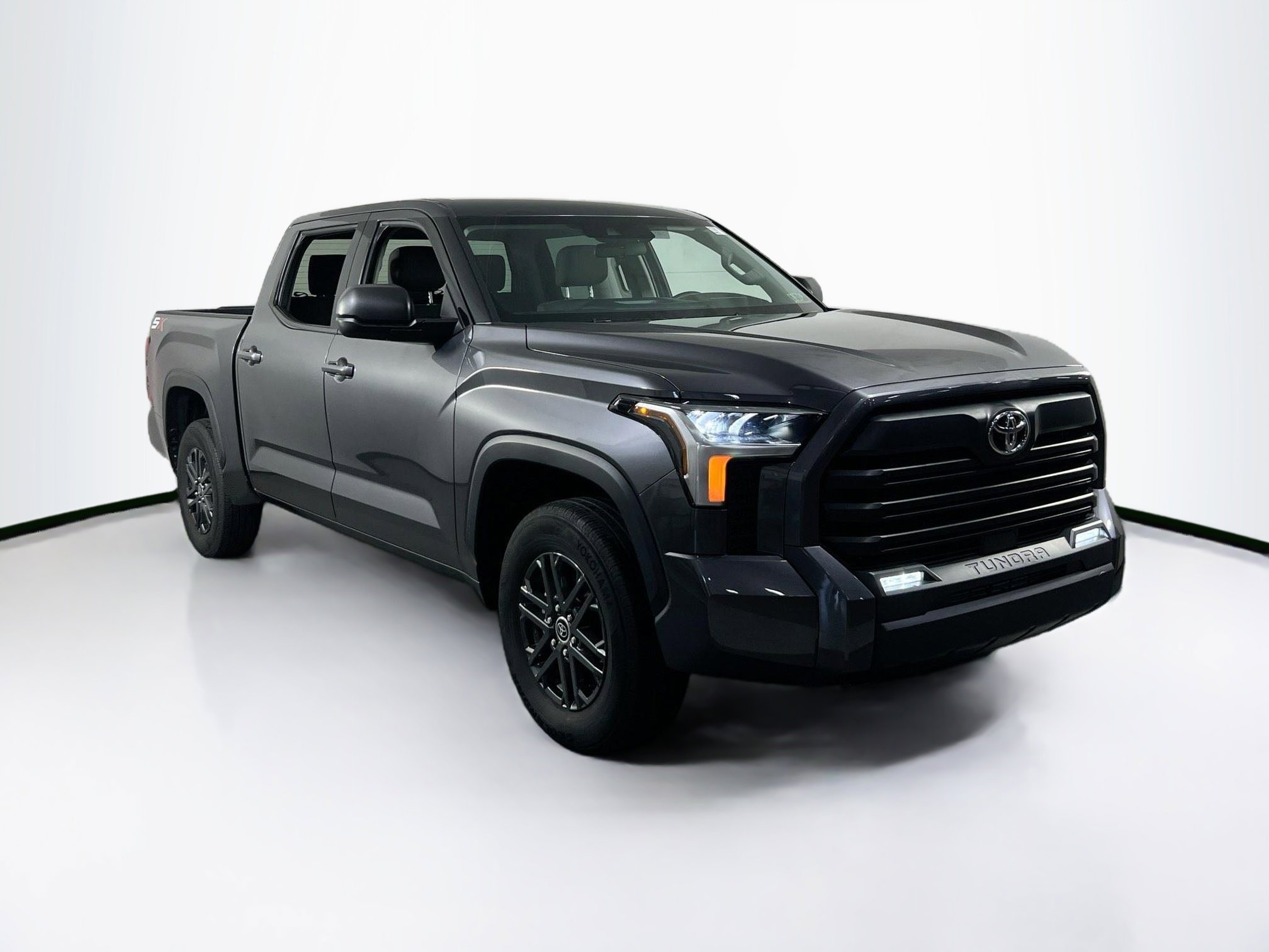 Used 2023 Toyota Tundra SR5 image 3