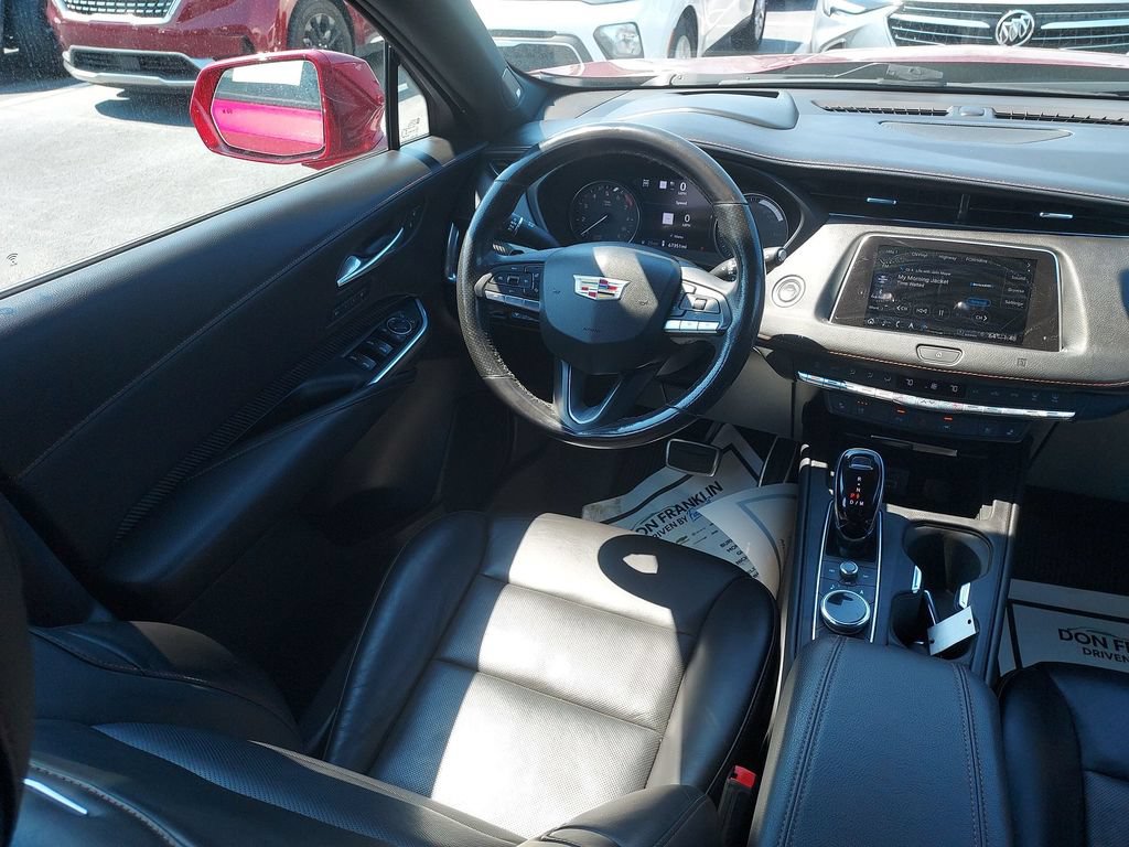 Used 2021 Cadillac XT4 Sport w/ Sun And Sound Package AWD/4WD image 15