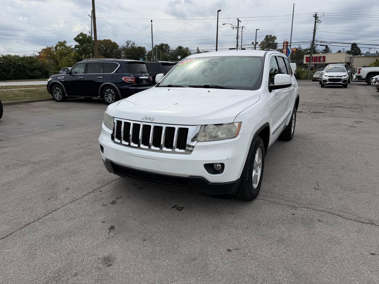 Used 2013 Jeep Grand Cherokee Laredo w/ Laredo E Group AWD/4WD image 7