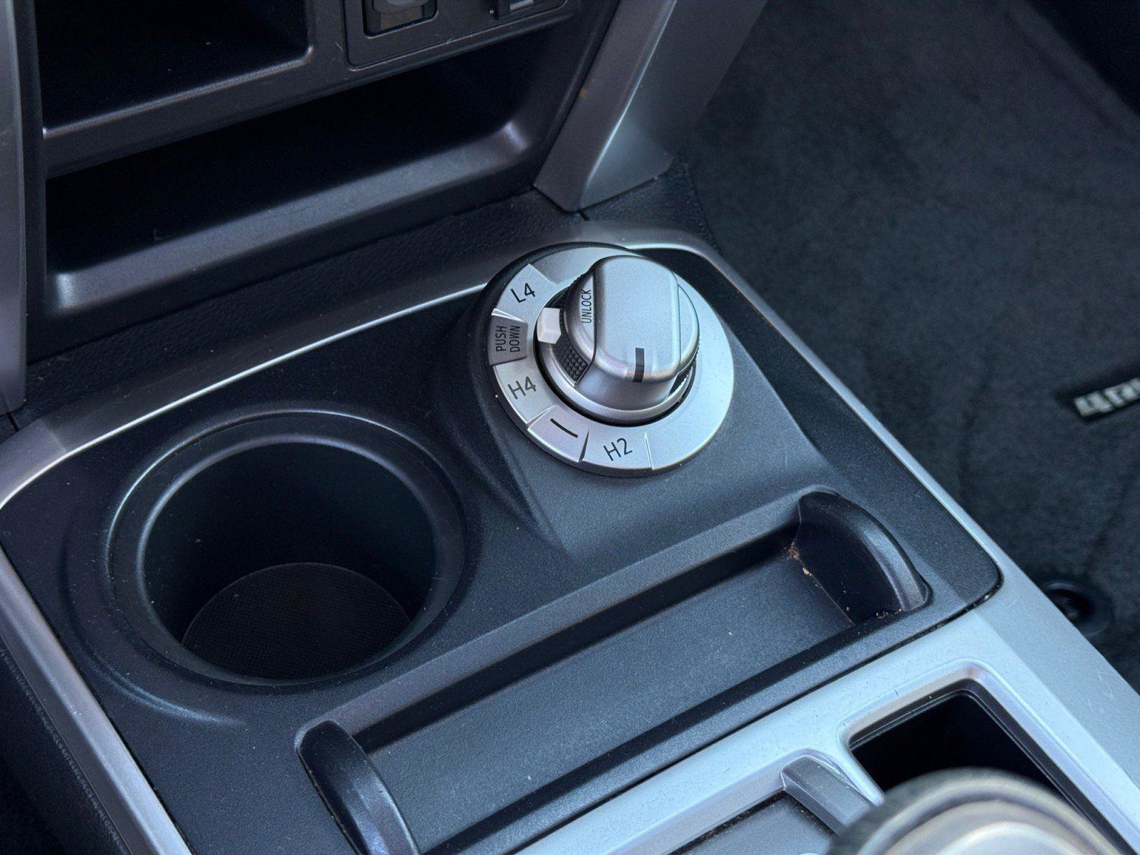 Used 2016 Toyota 4Runner SR5 Premium image 24