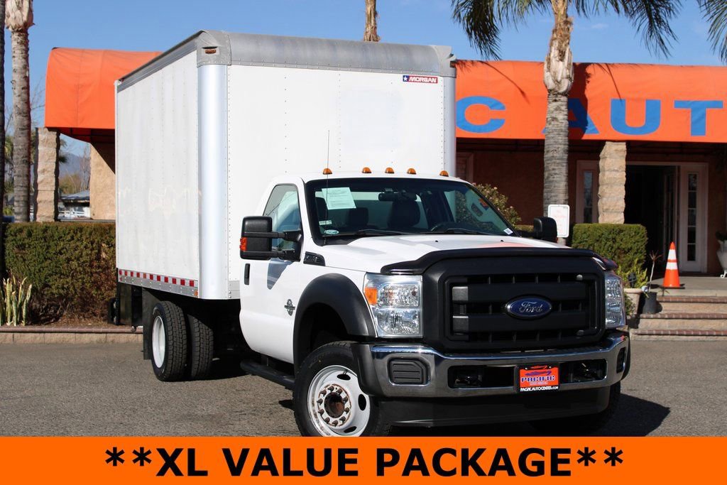 Used 2015 Ford F550 2WD Regular Cab Super Duty image 2
